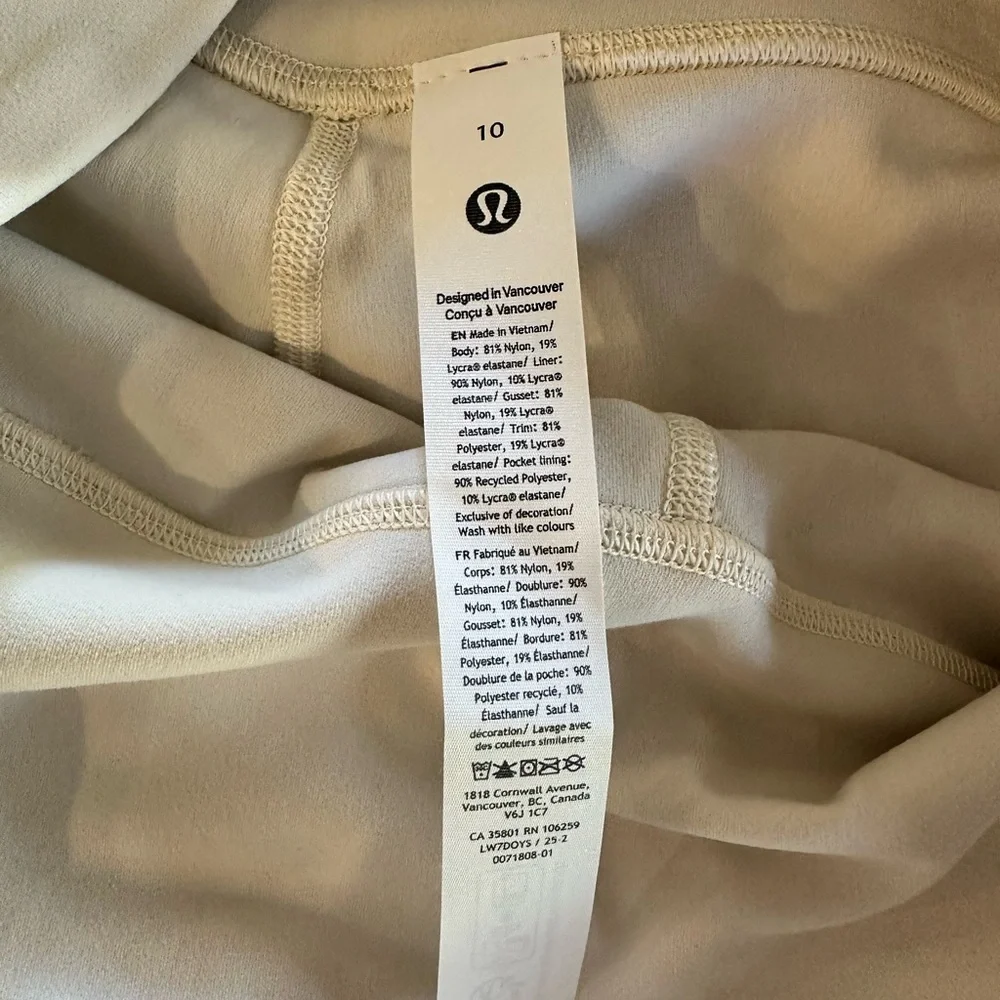 Lululemon🍋Align Side Stripe Light Ivory High-Rise Shorts 6” Size 10 NWT - Picture 4 of 9